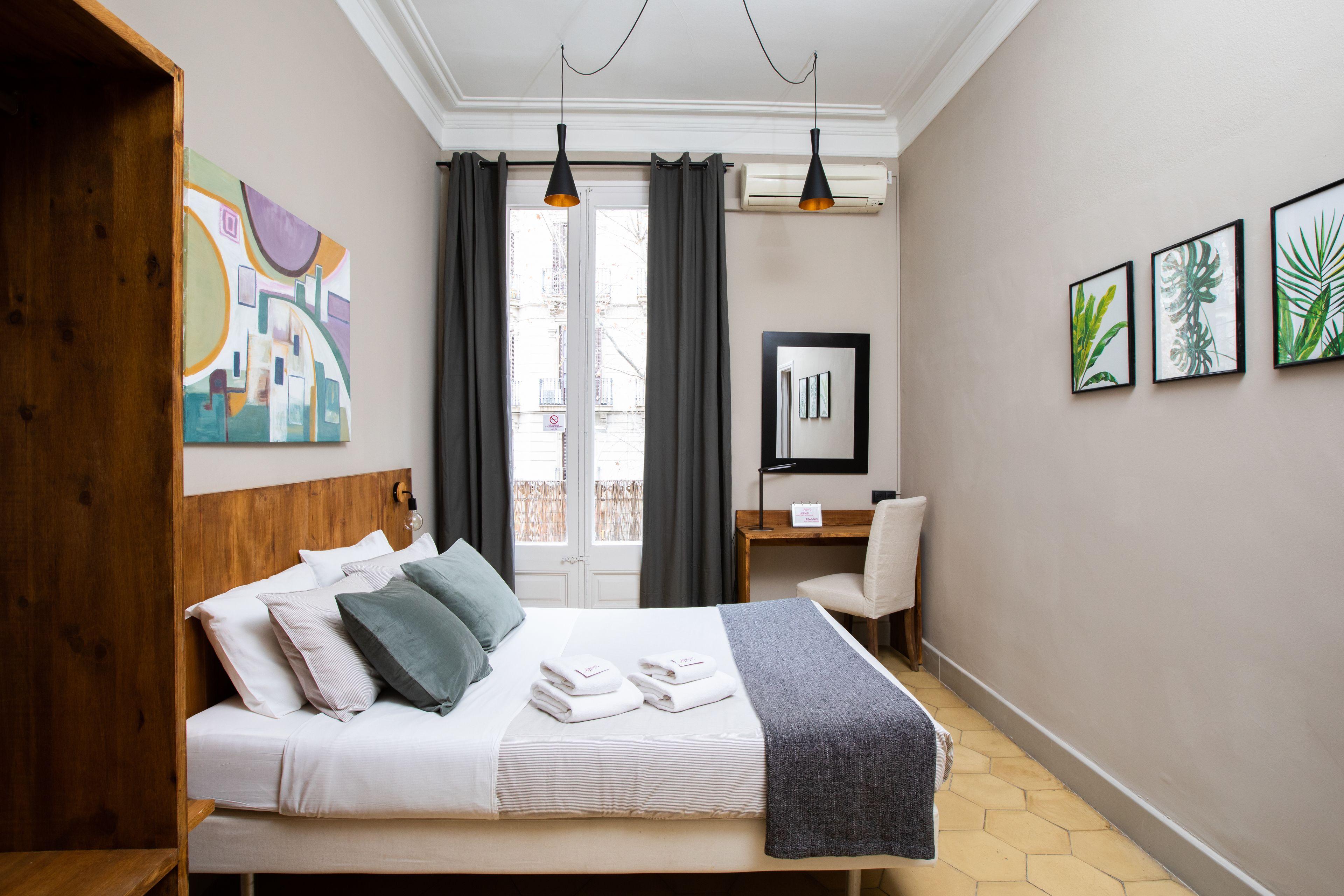Jardinets Guest House — Photos 1